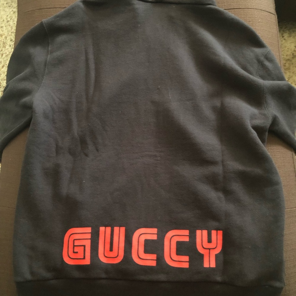 Gucci Bugs Bunny Hoodie 100% Authentic MSRP $1,980 - Picture 2 of 8